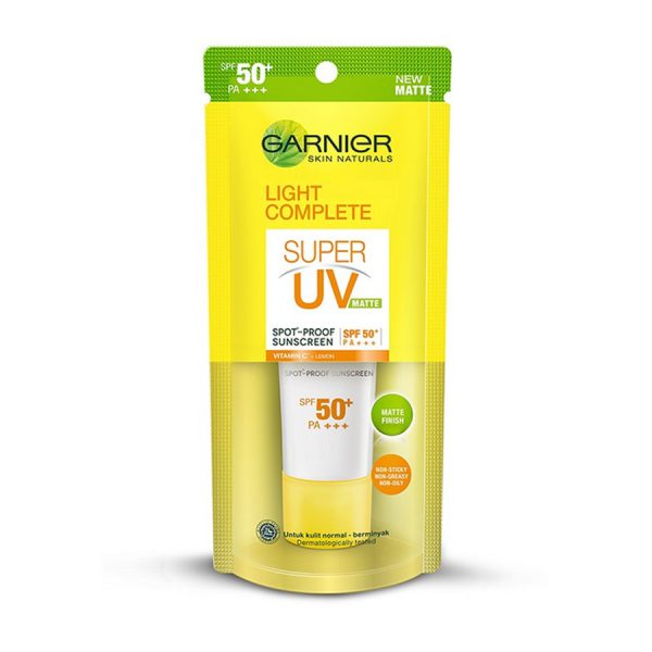 قیمت و خرید ضد آفتاب مات کننده SPF50 پوست نرمال تا چرب گارنیر Garnier Super UV Light Complete